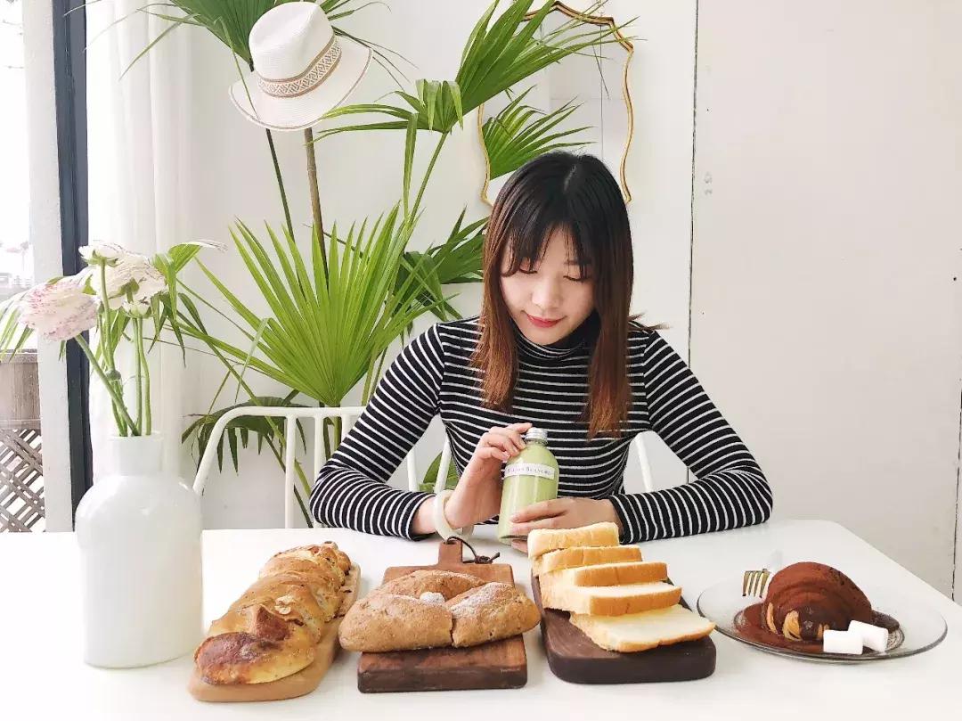 沿江大道惊现梦幻白房子,来的人都想和老板做朋友!