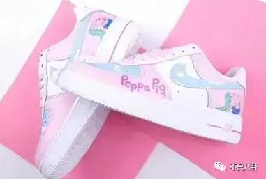 生活圈被它攻占，明星主动“蹭”它热度，现在的流量担当是这只猪