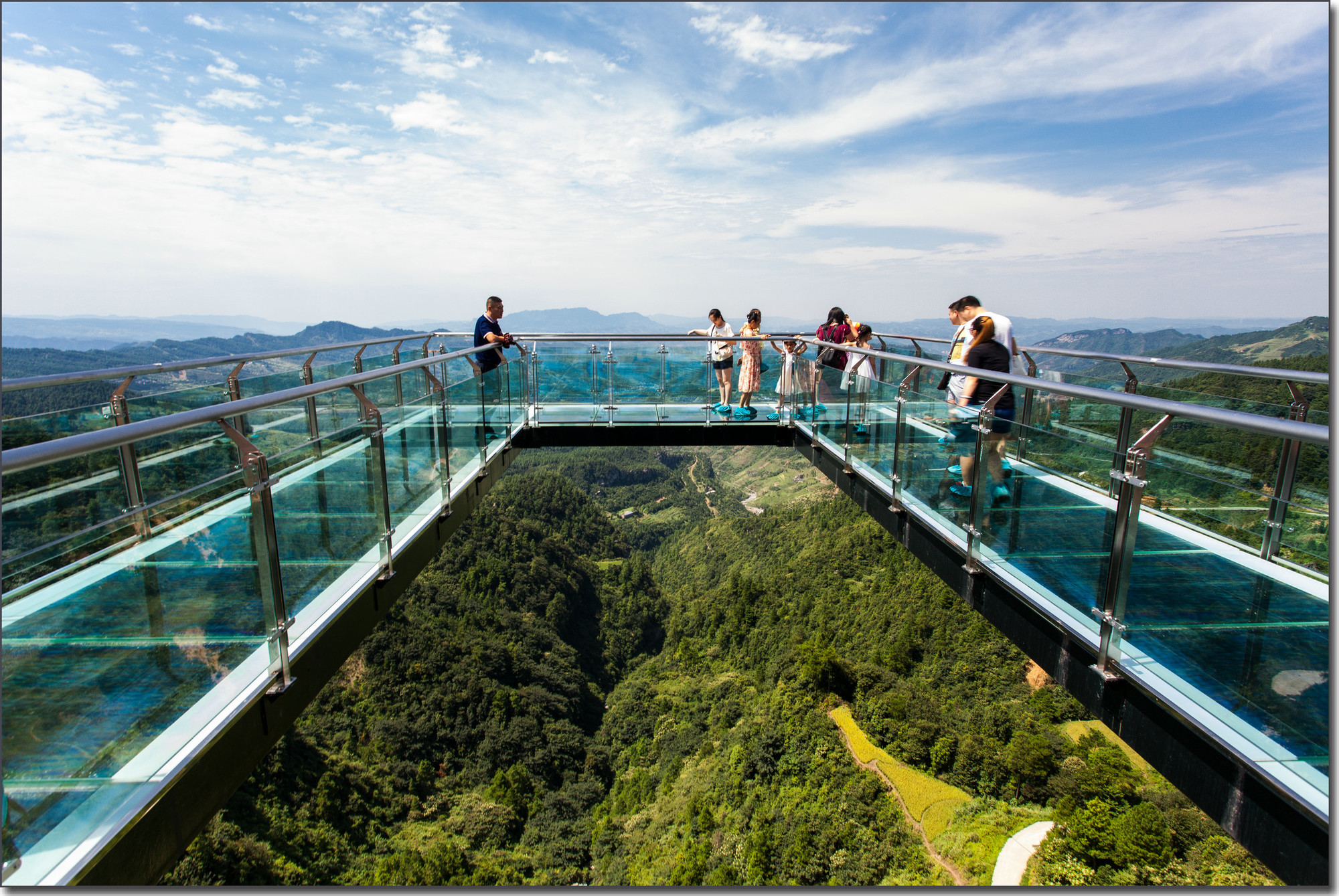 假如生活没精神怎么办，你需要来重庆奥陶纪受点冲击