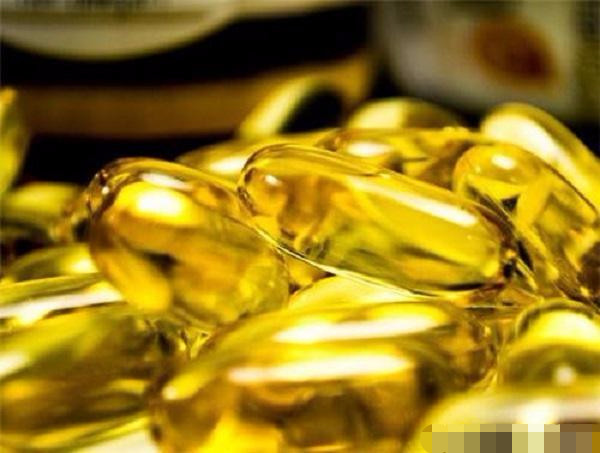 宝宝吃鱼肝油的注意事项,宝宝吃鱼肝油的正确时间