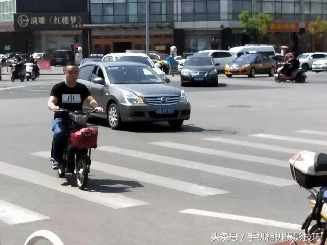 为什么我手机拍照老是改善画质,手机拍照放大就模糊