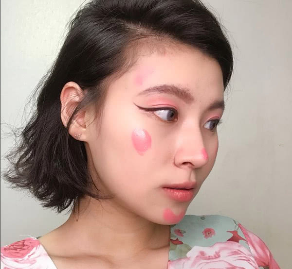 腮红推荐网红爆款中年人用的,腮红伪素颜推荐男