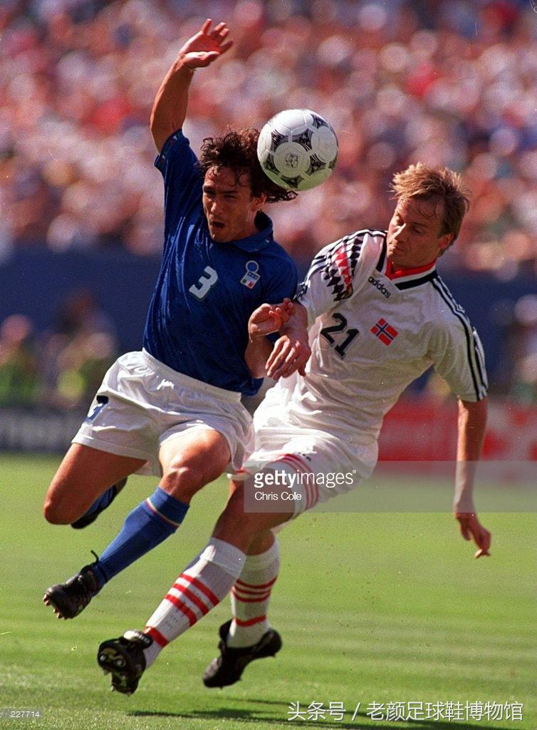 1970年世界杯足球鞋,2006世界杯猎鹰足球鞋