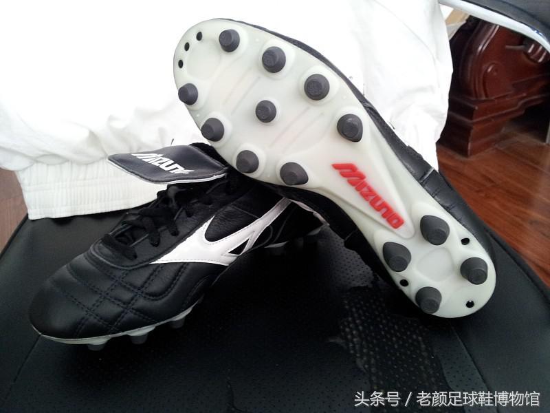 1994世界杯足球鞋回顾视频,2010世界杯足球鞋款式