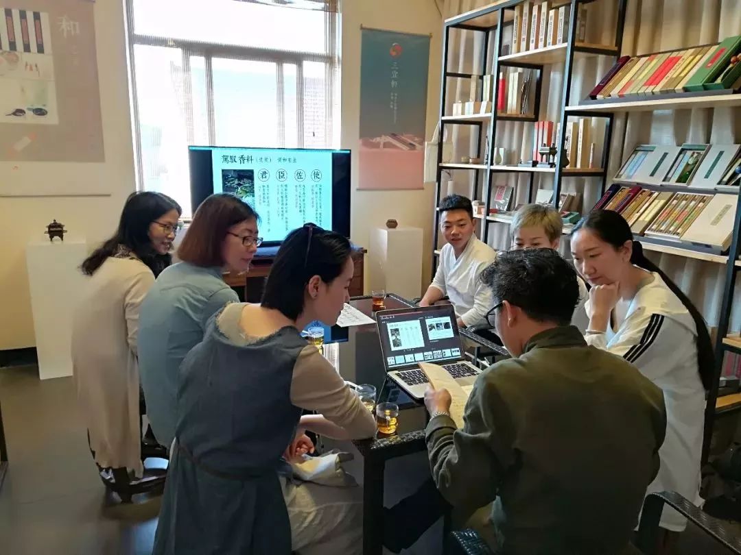 香道师和制香师区别,行香师和香道师有什么区别