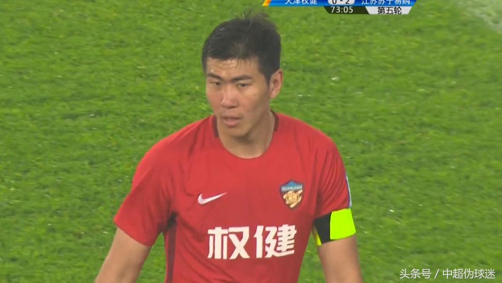 索萨为什么都没球踢,索萨抢点解围