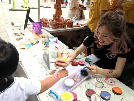 小猪佩奇这么弱智为什么会火,全网最火的小猪佩奇