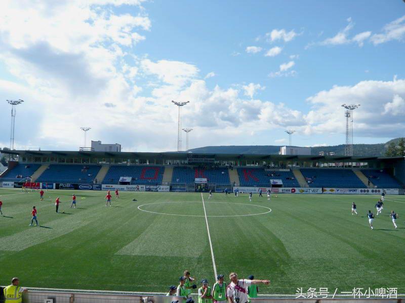 挪威绝美足球场,挪威诺夫顿岛球场