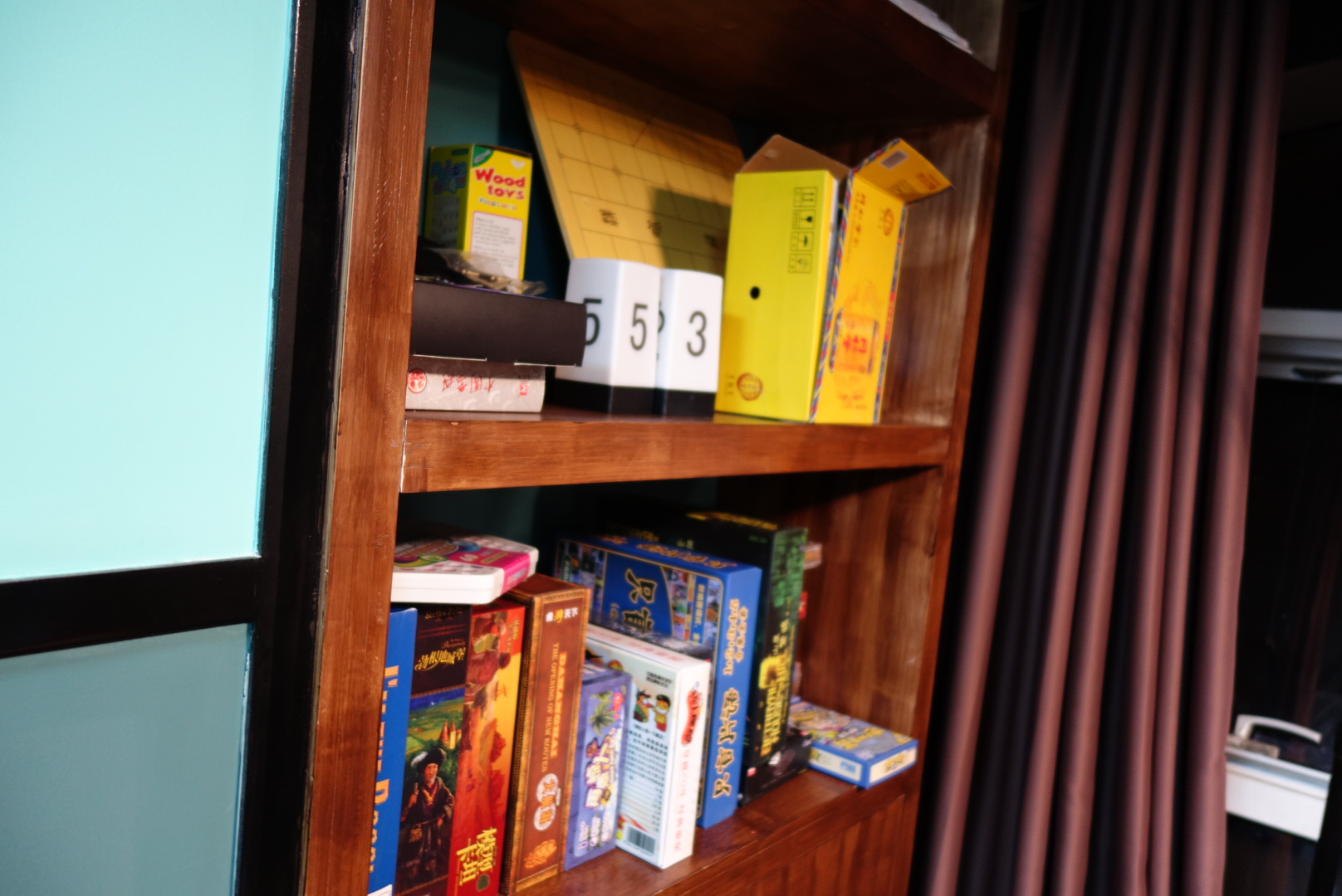 公司门口的桌游吧，回声轰趴