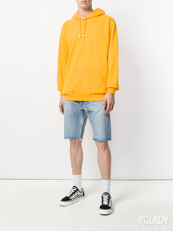 现在这个季节男生怎么穿才很时尚,现在的男生怎么穿才能潮