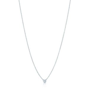 唐嫣同款钻石锁骨项链中国黄金,唐嫣同款女士经典圆形单钻项链