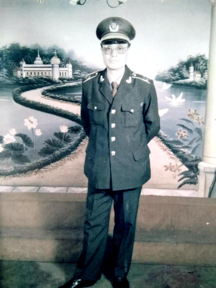 姑父和姑姑之间的亲情,姑父和侄子之间的亲情