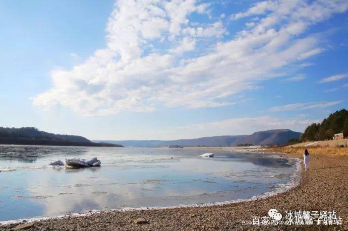 漠河北极村开江,去漠河看极光去甘孜看贡嘎雪山