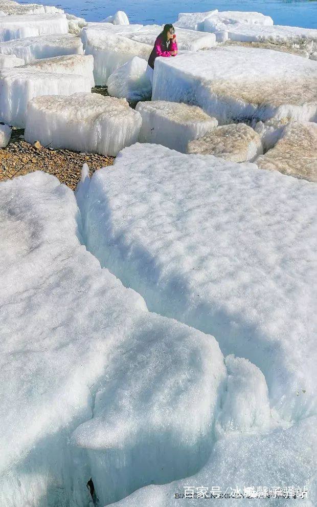 漠河北极村开江,去漠河看极光去甘孜看贡嘎雪山