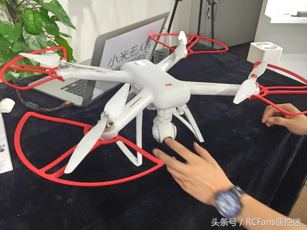 小米米兔无人机能飞多远,小米正品米兔遥控小飞机