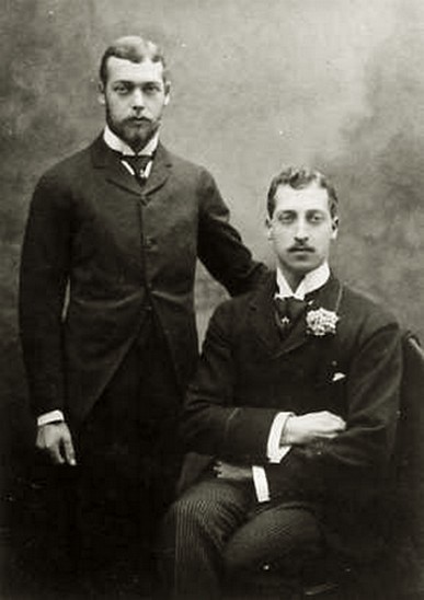 一网打尽关于英国皇室的各色狗血，真八卦还是真性情第一卦