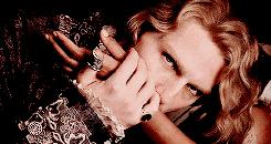 这个吸血鬼，让IMDb和豆瓣撕起来