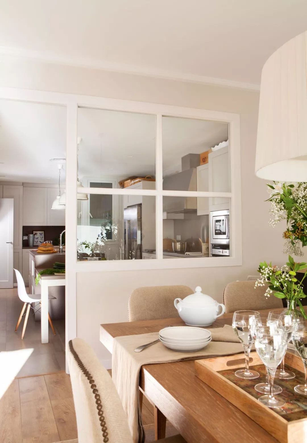 房子装修怎样设置小窗户,家庭装修窗户注意事项和细节