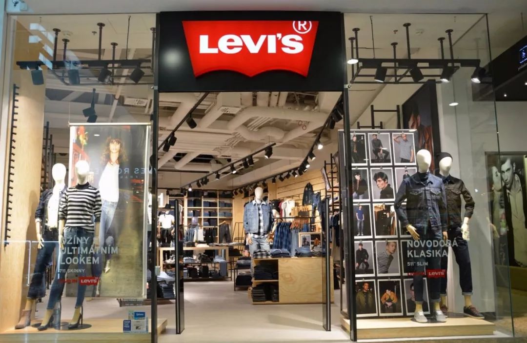 时尚集团找到苏芒接班人；Prada市值重回1000亿