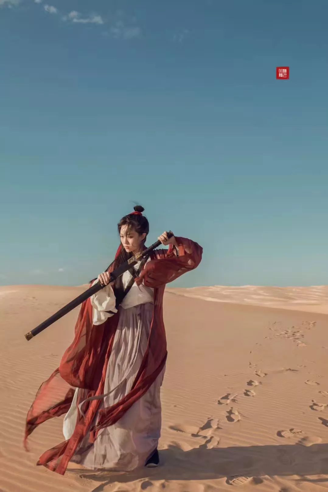 90后中国姑娘，在澳洲街美哭外媒