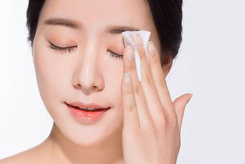 气垫粉的使用方法,没有遮瑕用气垫怎么画出精致妆容