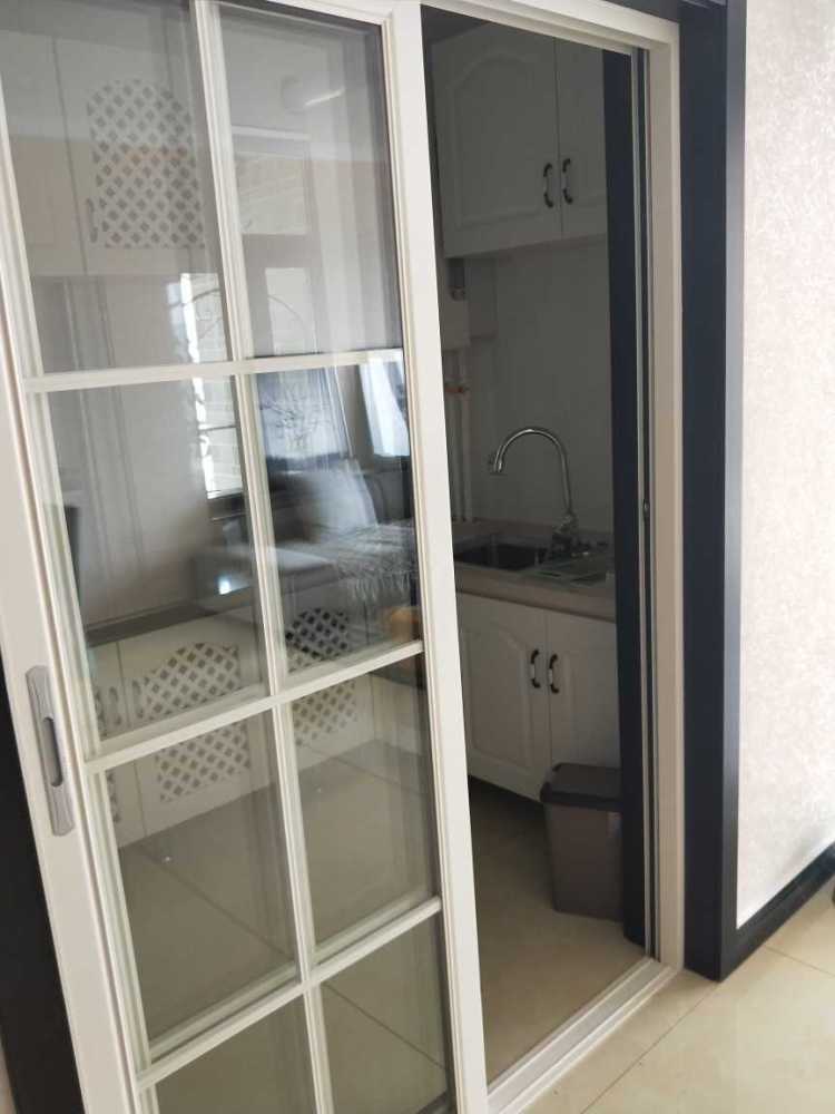 客厅沙发挂画买大了怎么补救,真皮沙发颜色买深了怎么补救