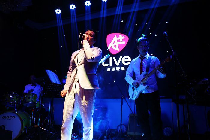 a+闊充箰鐜板満,a+闊充箰