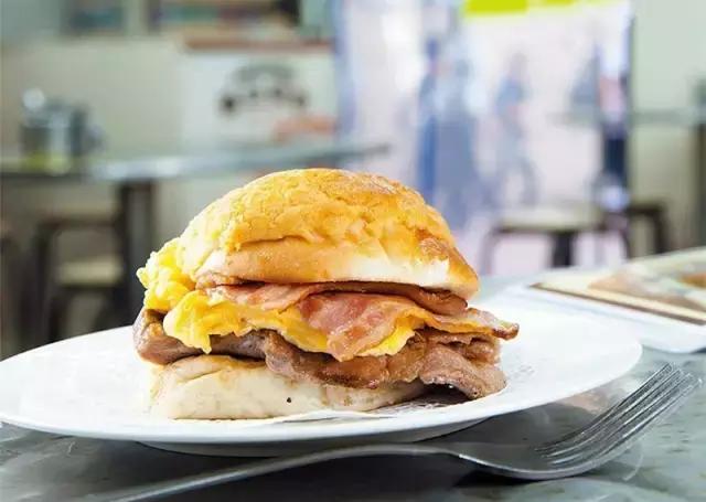 香港美食尖沙咀冰室,香港怀旧茶餐厅美食图片