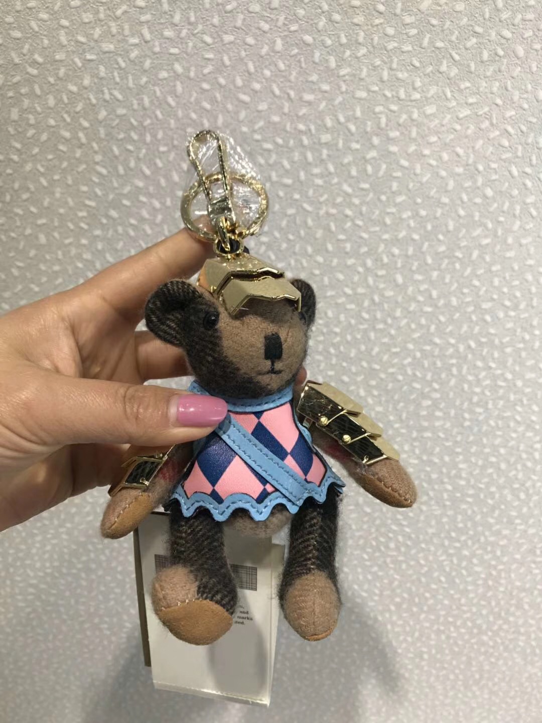 撞包不可怕!为你找到了今年夏天最出彩的包包赢过无数大牌