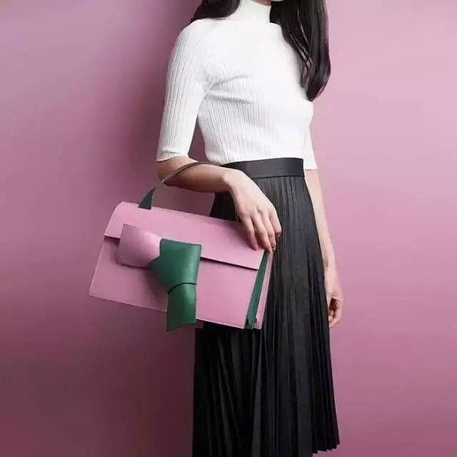 热巴最新一期穿搭,热巴平价穿搭