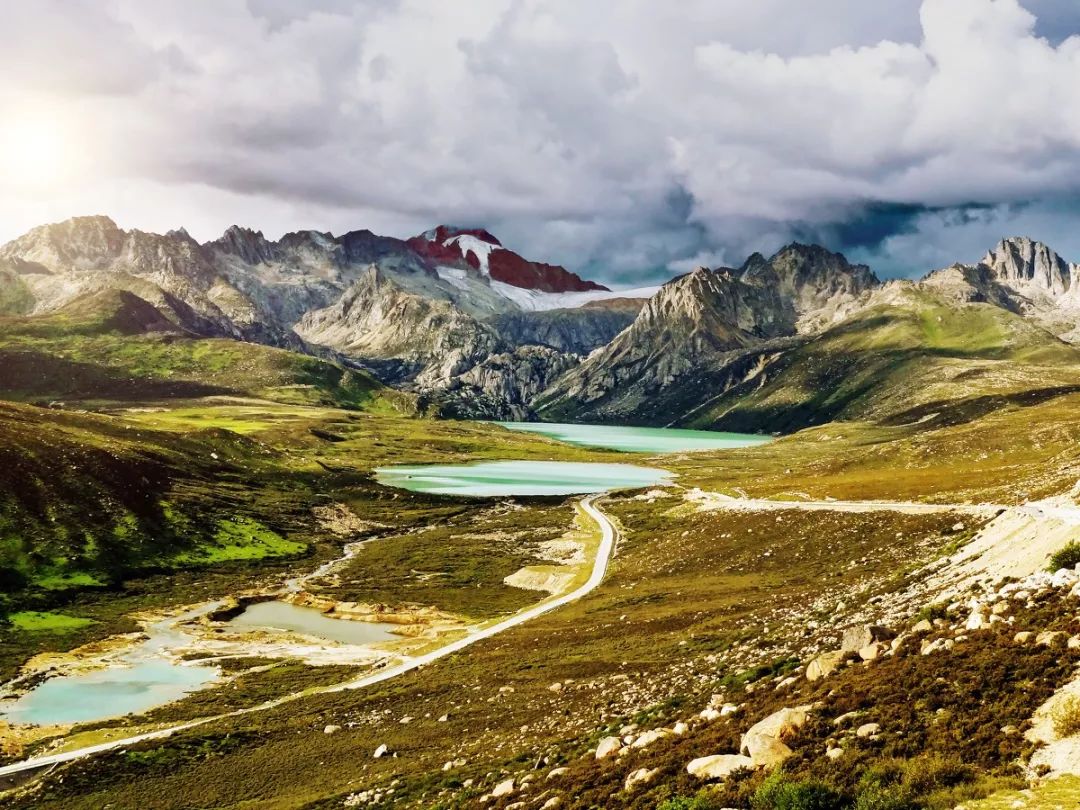 川藏高速公路北线与川藏南线,川藏南线与北线哪个路况更好