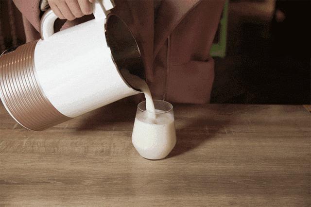 夫妻双双中毒身亡！只因隔夜吃了这东西……很多东北人的最爱！