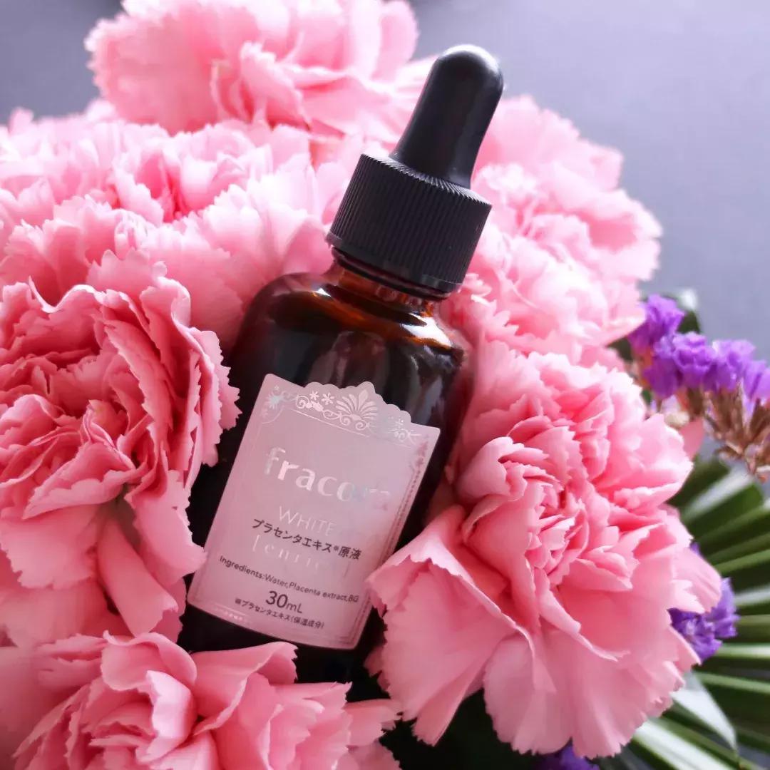 32岁的日本带货女王纱荣子，看起来像18岁，她的保养秘诀是什么？