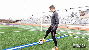 实况足球2020马赛回旋过人技巧,足球马赛回旋过人教学