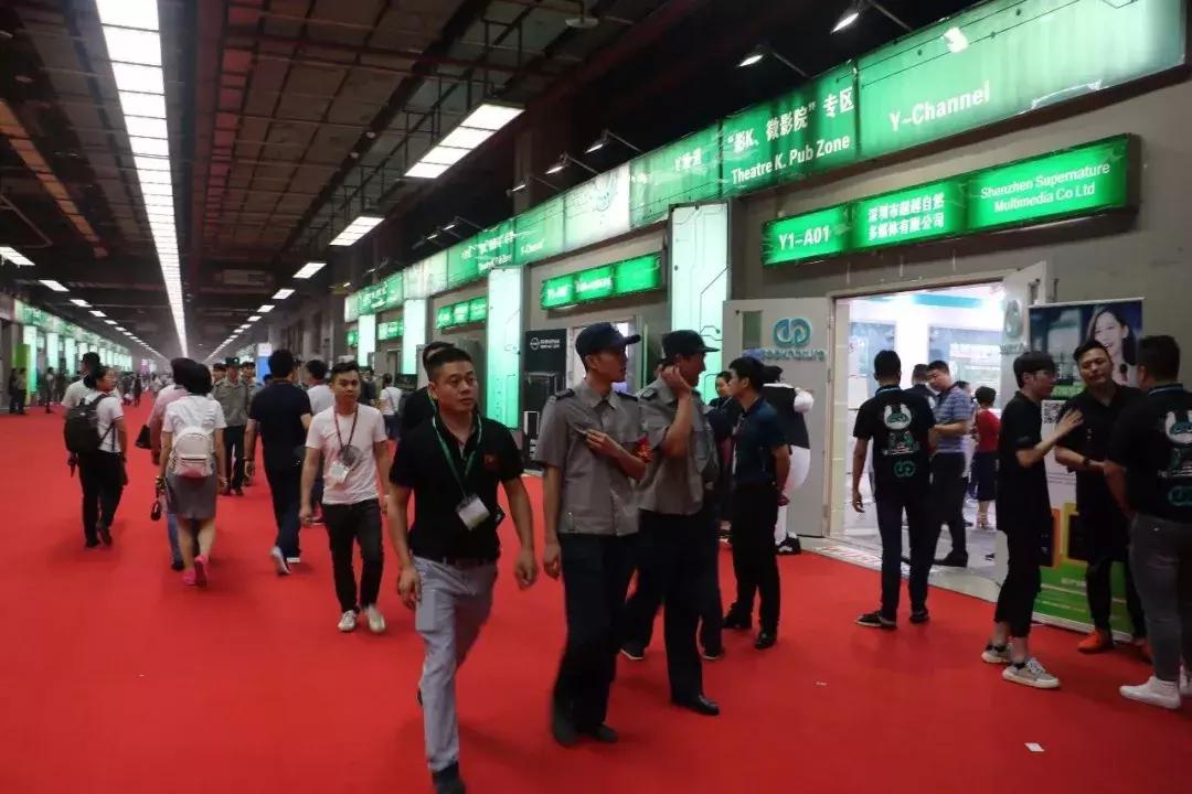 广展娱乐KTV参展商各出奇招多款新品让人目不暇给—阜新声艺视听