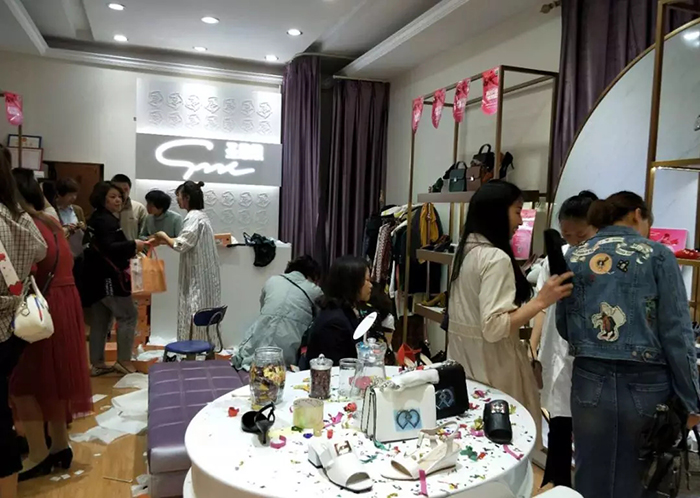 圣恩熙加盟店靠谱吗,圣恩熙女鞋加盟店