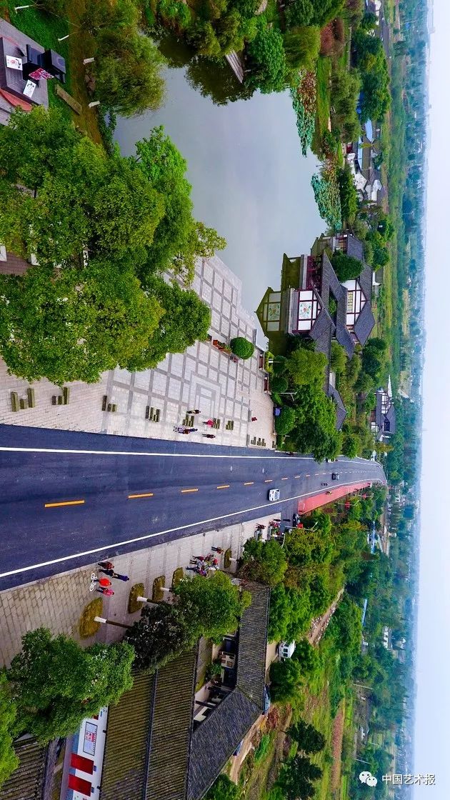 汶川大地震志愿者影集,汶川十年影像