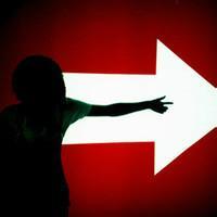 为什么男人最后越来越不爱你,明明知道你生气了也不哄你的男人