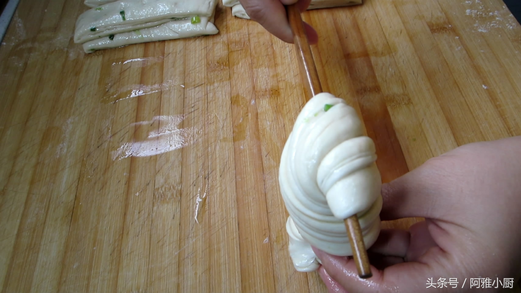 怎么做出好看又好吃的花卷,红薯花卷怎么做简单又好吃