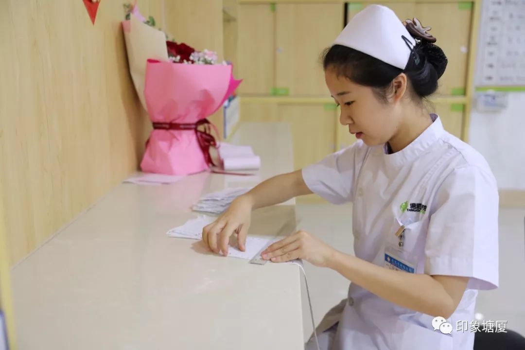 塘厦医院的护士怎么样,东莞塘厦东南部中心医院护士