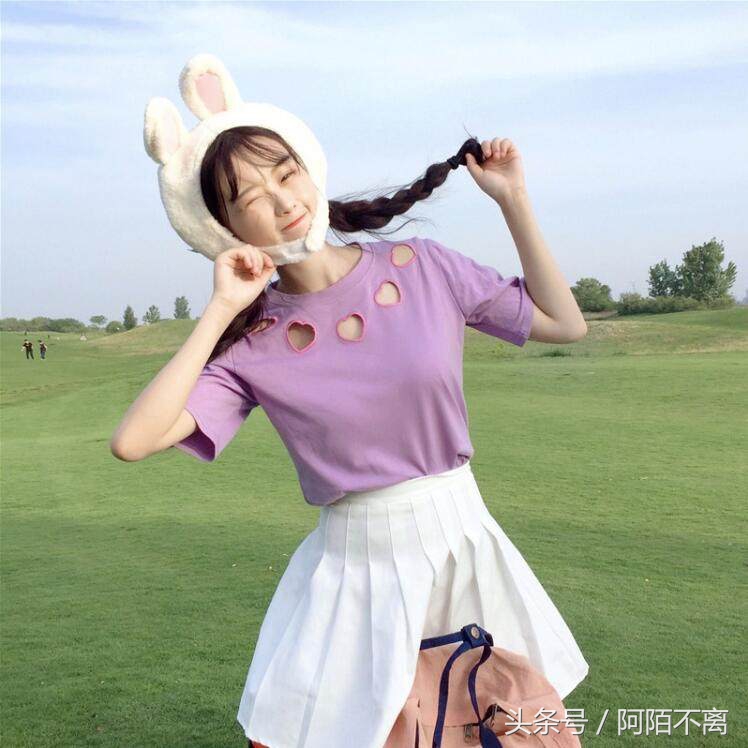 我申请了一个小号，我女友的闺蜜主动加我聊天，结果……