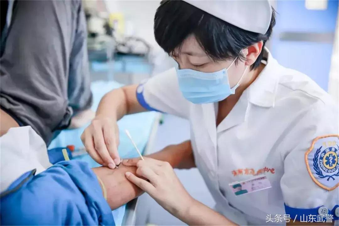 护士节图片最美白衣天使,5.12国际护士节致敬最美白衣天使