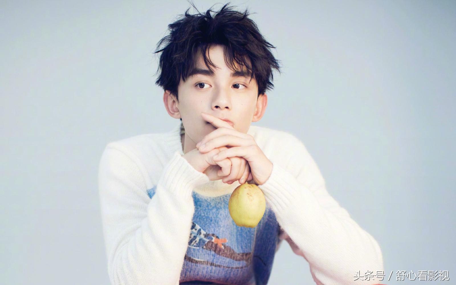 鲜肉难当，好容易躲过了黑粉，没躲过自己工作室！