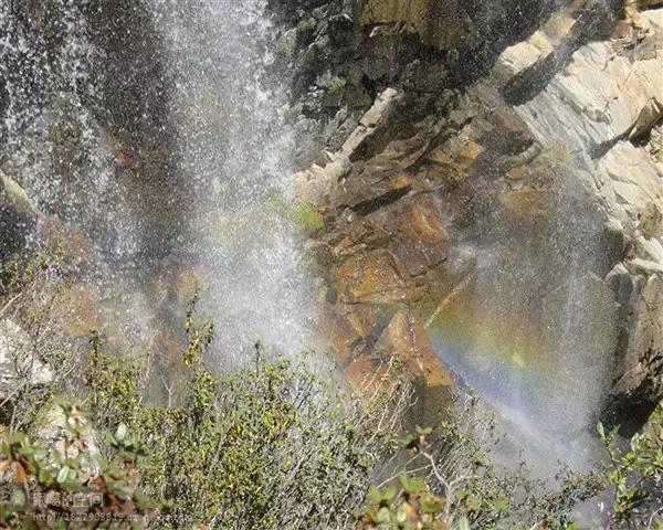 端午甘孜锅庄晚会哪些地方有,甘孜避暑三日游最佳攻略