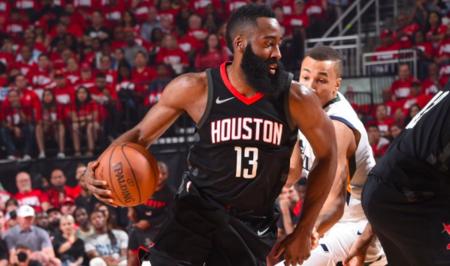 克莱庆祝动作图片,克莱汤普森庆祝动作独行侠