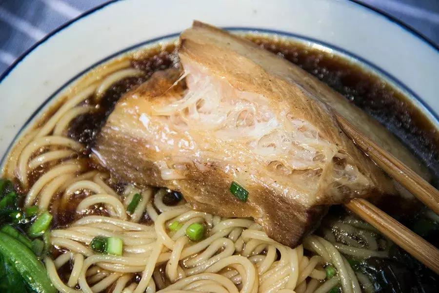 不愧是全球前十的泡面,世界上最好吃的10款泡面排行