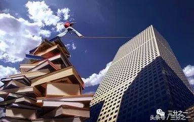 灏忓鍚嶆牎璇惧爞,灏忓鍚嶆牎鏍″洯