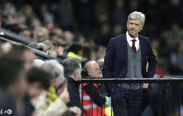 足球和汽车,足球阿森纳vs利物浦