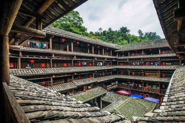 福建土楼为什么令人叹为观止,福建土楼最吸引人的地方
