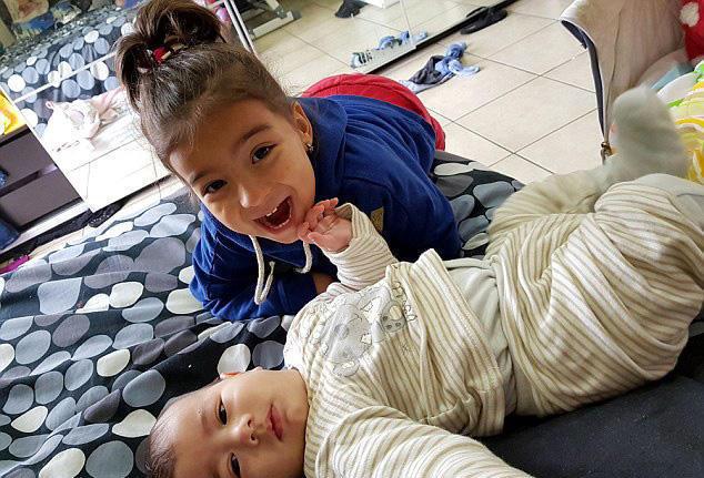 国外奶粉不适合中国宝宝是真的吗,国外奶粉不适合中国宝宝体质吗